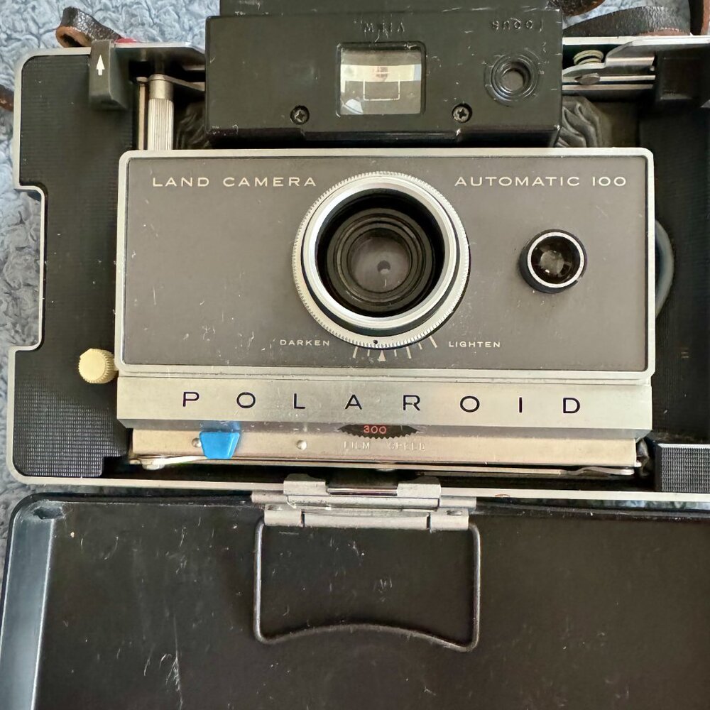 Vintage Polaroid Land camera 100 - Picture 4 of 8